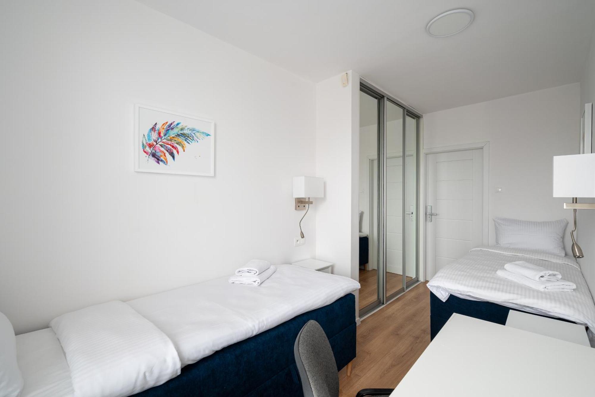 Krasinski Garden Comfort Apartment Warschau Buitenkant foto