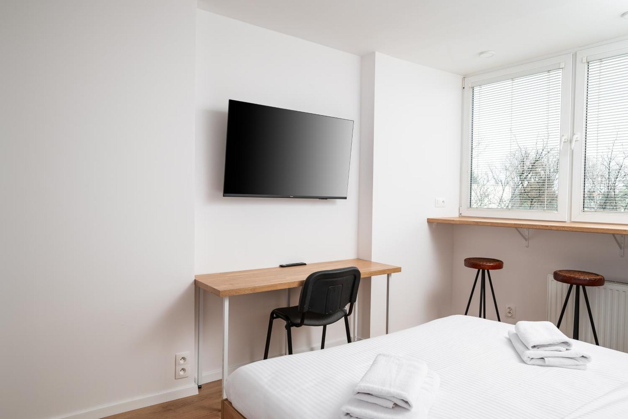 Krasinski Garden Comfort Apartment Warschau Buitenkant foto